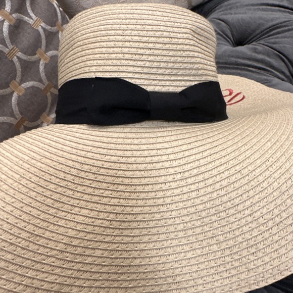 Rose all day  Panama hat by Serra - Picture 3 of 5